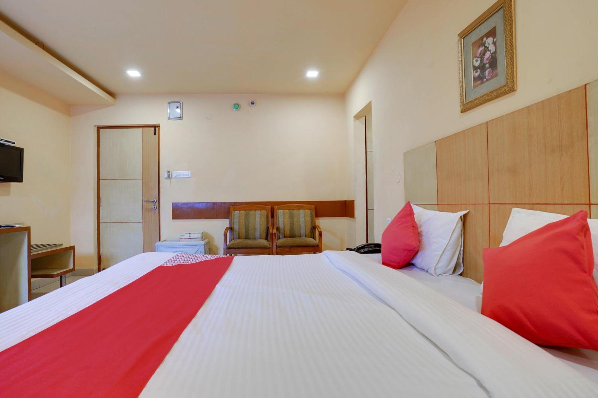 Hotel O Shanta Residency Lodge Sururnagar Kültér fotó