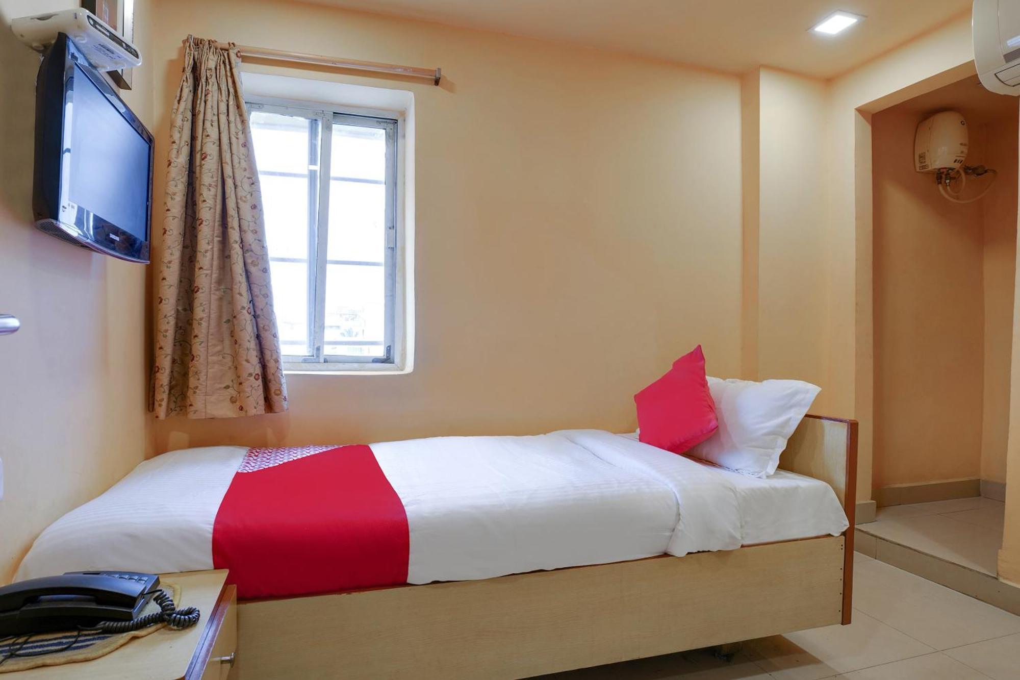 Hotel O Shanta Residency Lodge Sururnagar Kültér fotó
